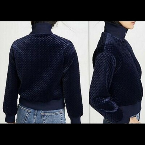 Club Monaco Quilted Velour Zip Jacket in Blue Marine size S/P NWT $198 - Picture 2 of 7